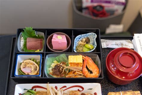 japan airlines business class meals